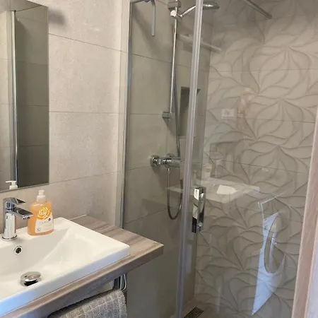 Apartment Sandra Makarska